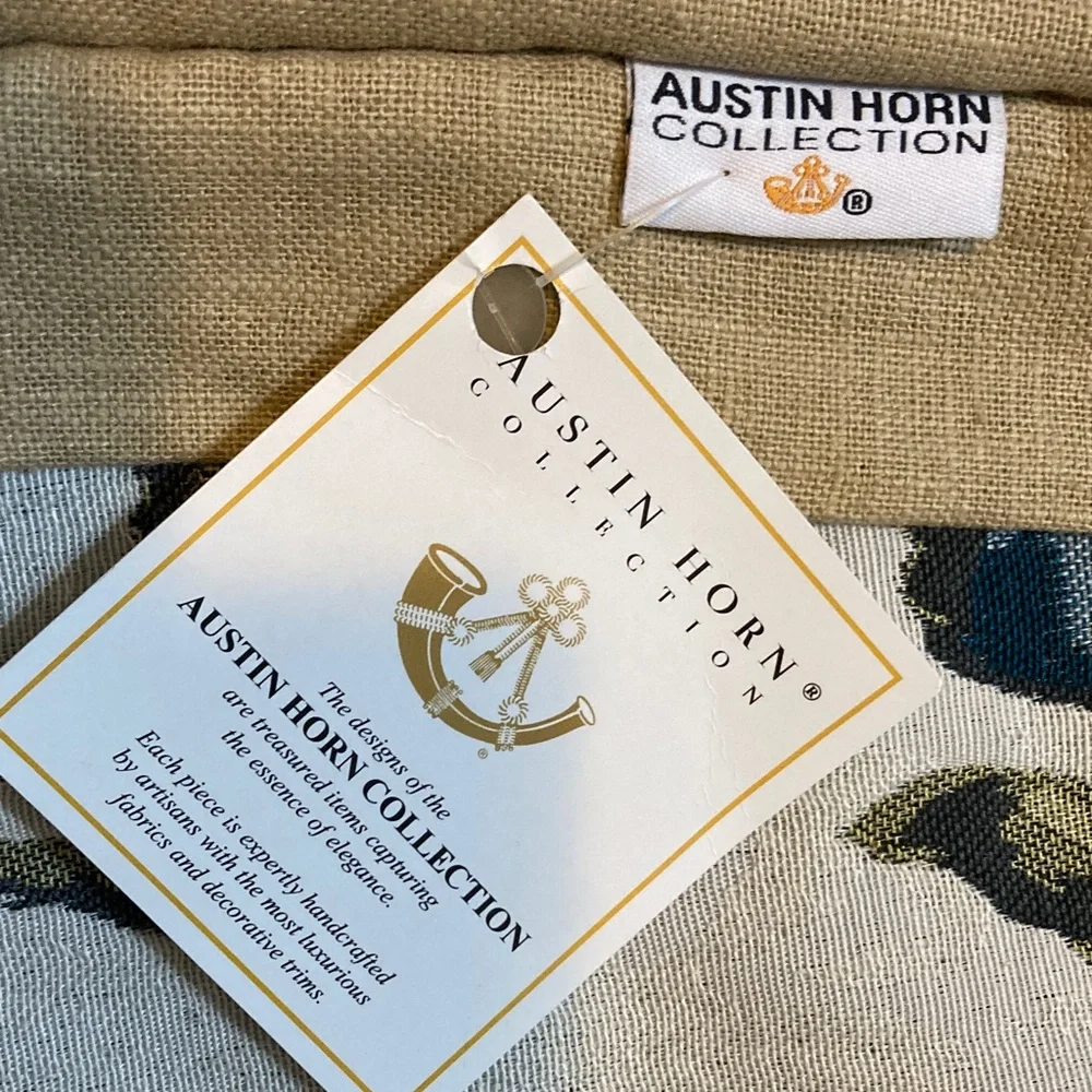 Austin Horn 65% polyester